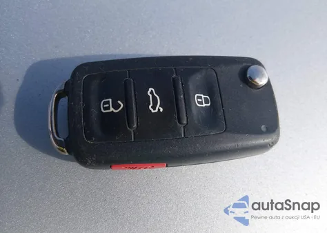 2016 Volkswagen Jetta 1.8T Sport z USA, uszkodzony, nr VIN 3VWD17AJ4GM236346